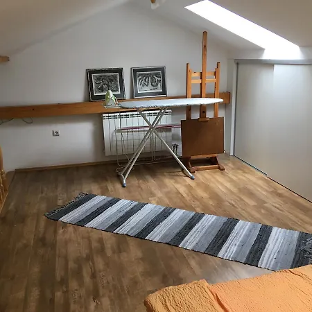 Apartman Mia アパート